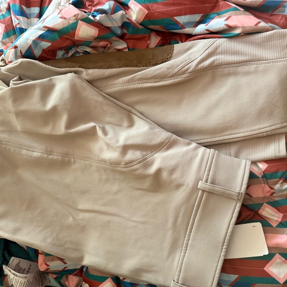 Women’s Sand R.J. Classics Gulf Breeches 32S NWT - Picture 5 of 6